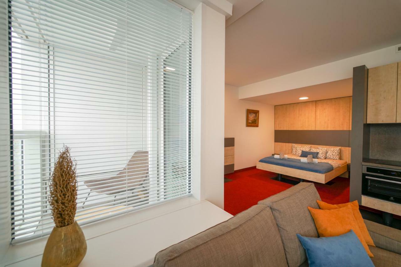 Zora Exclusive Apartment Bratislava Exterior photo
